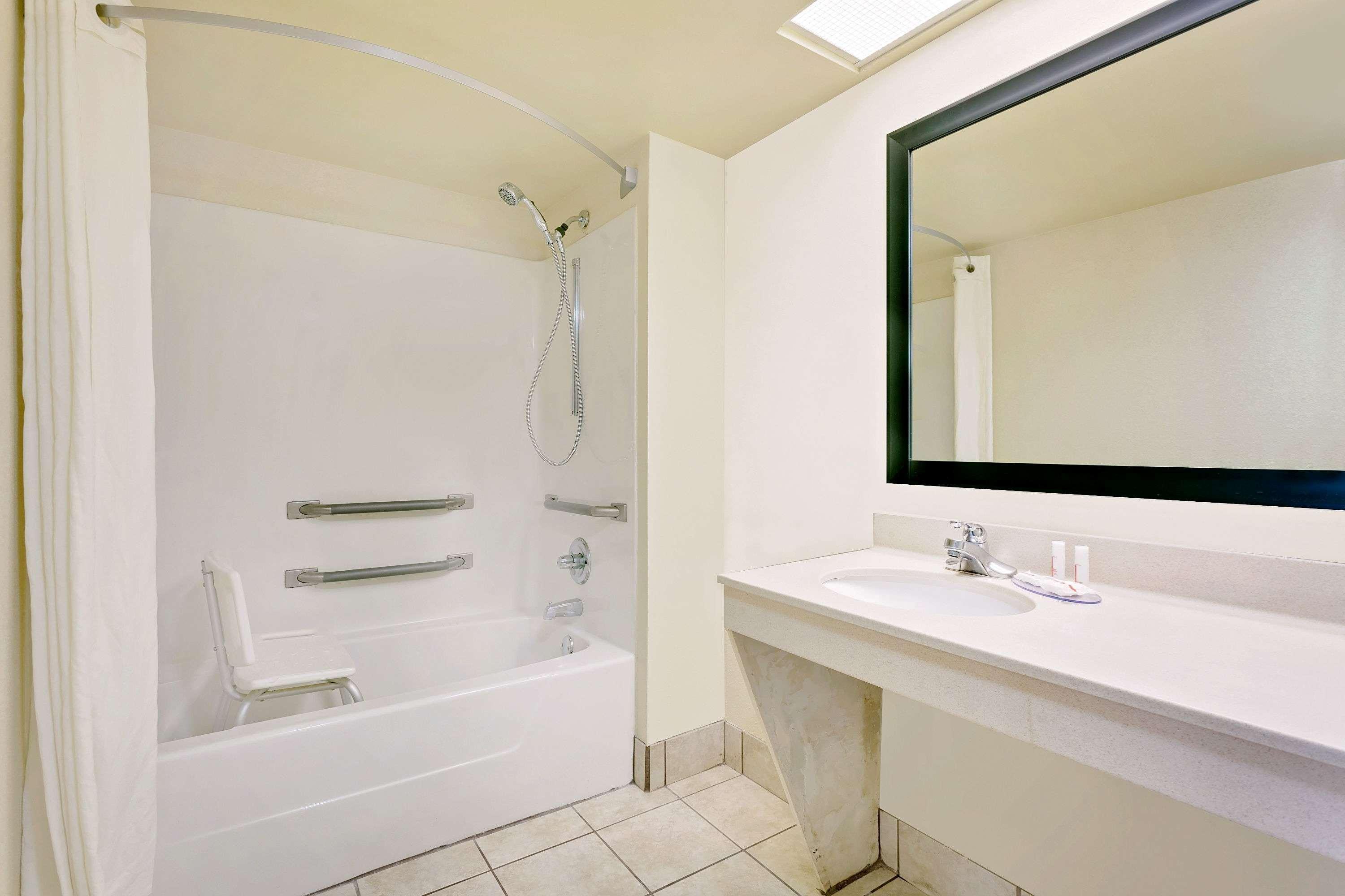 Super 8 By Wyndham Byron/South Macon Hotel Luaran gambar