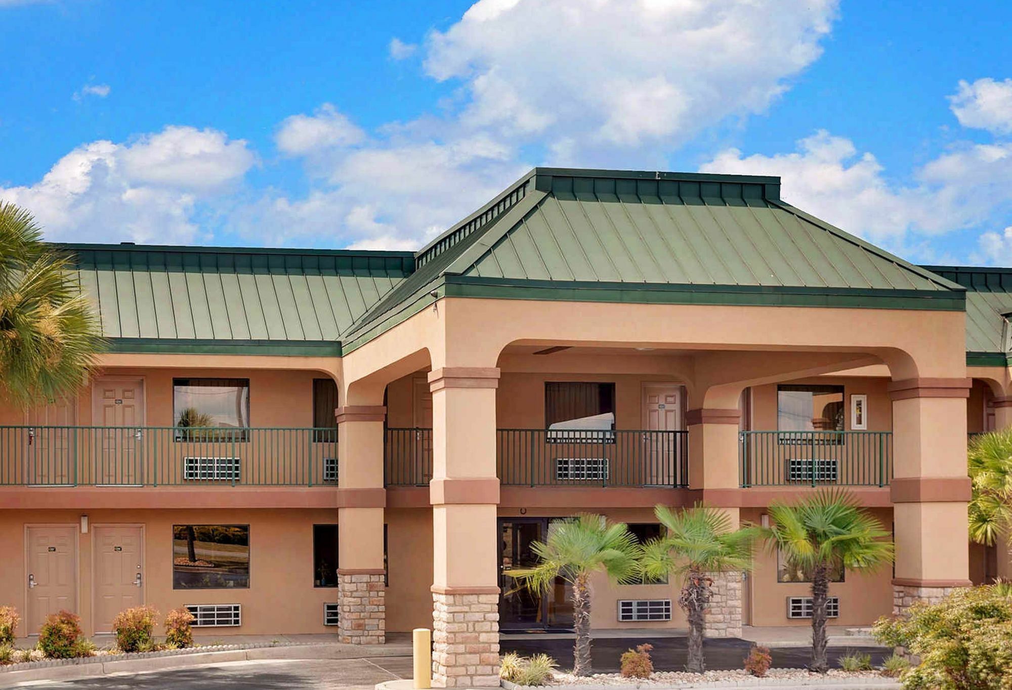 Super 8 By Wyndham Byron/South Macon Hotel Luaran gambar